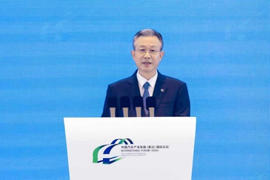 安铁成.jpg